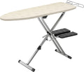 Choisissez cette table de repassage qui se deplace sur roulettes avec un support pour le fer